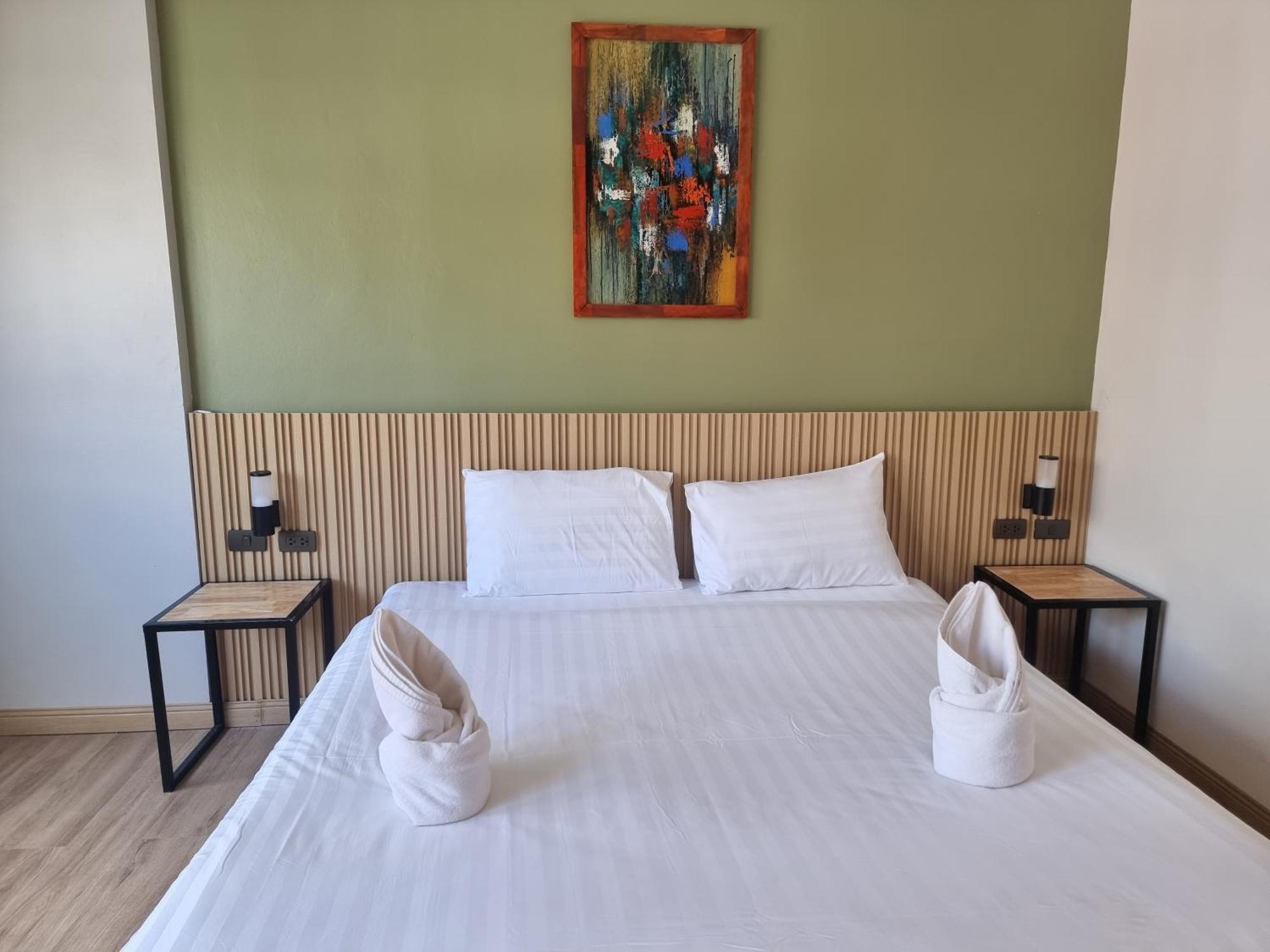 Diva Boutique Hotel Patong Экстерьер фото
