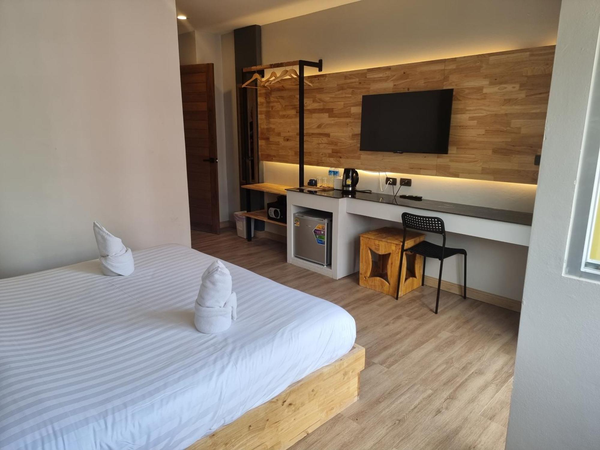Diva Boutique Hotel Patong Экстерьер фото
